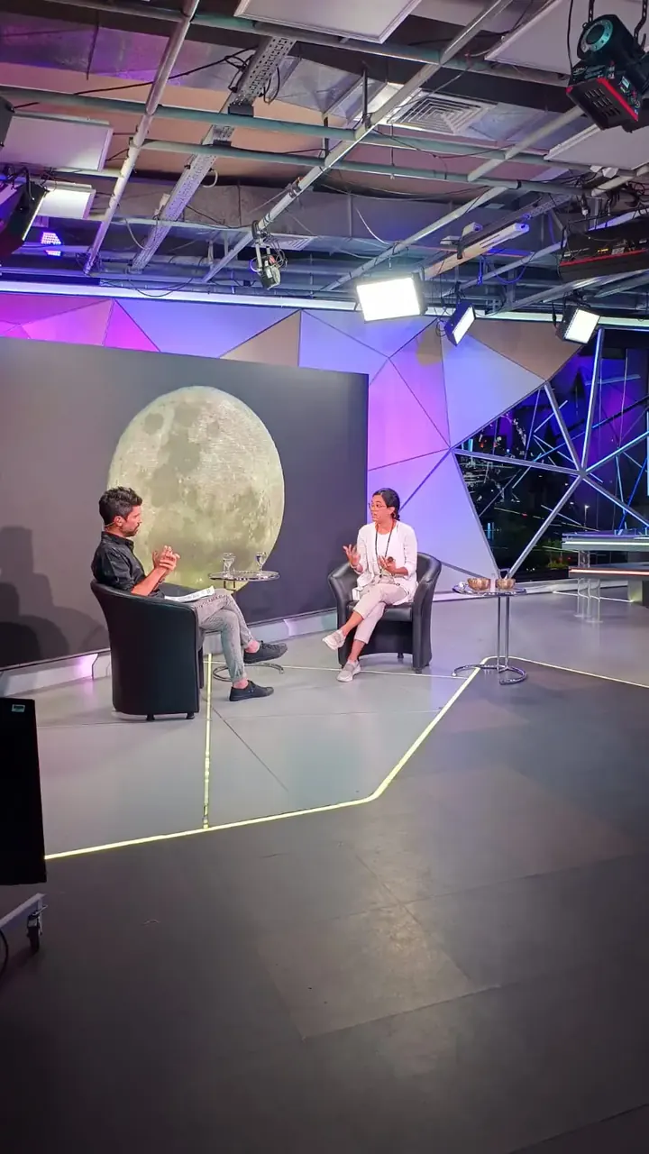Encuentro de bienestar de Kalyaan en círculo